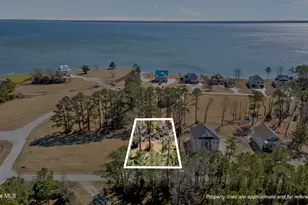 4005 Tarpon Dr, Oriental, NC 28571 - Photo 1