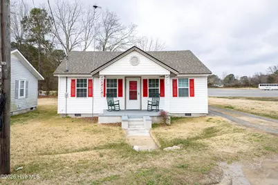 200 Southeast Boulevard, Clinton, NC 28328 - Photo 1