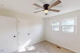 128 Moore Allen St, Dudley, NC 28333 - Photo 28