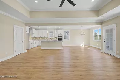 136 S Middleton Drive NW, Calabash, NC 28467 - Photo 8