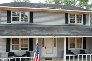 12101 Cameron Way, Maxton, NC 28364 - Photo 8