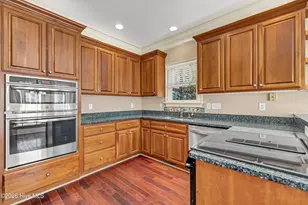2201 Pinehurst Pl, Wilmington, NC 28405 - Photo 16