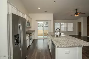 929 Brewster Ct SW, Ocean Isle Beach, NC 28469 - Photo 14