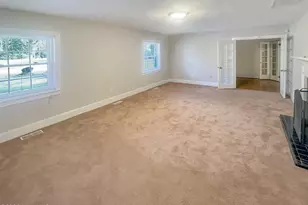 2610 Evans St, Greenville, NC 27834 - Photo 6