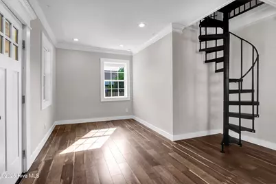 910 Walnut Street, Wilmington, NC 28401 - Photo 4