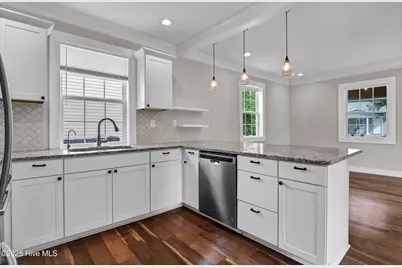 910 Walnut Street, Wilmington, NC 28401 - Photo 10
