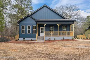 147 Creek Bend Dr, Vass, NC 28394 - Photo 2