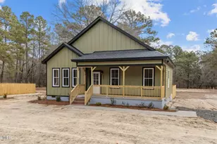 151 Creek Bend Dr, Vass, NC 28394 - Photo 2