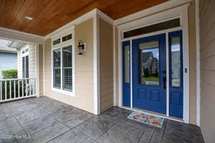 402 Cornubia Dr, Castle Hayne, NC 28429 - Photo 2