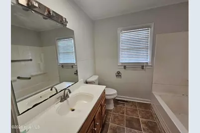309 Fairfax Street, Clinton, NC 28328 - Photo 16