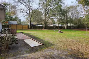 909 Adelaide Dr, Wilmington, NC 28412 - Photo 20