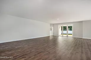 310 Merchant Pt Blvd, Jacksonville, NC 28546 - Photo 6