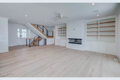 933 S Fort Fisher Boulevard, Kure Beach, NC 28449 - Photo 14