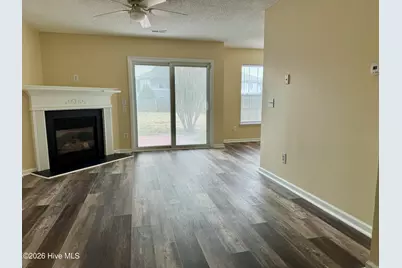 2508 Bluff View Court #B, Greenville, NC 27834 - Photo 4