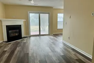 2508 Bluff View Ct, Greenville, NC 27834 - Photo 4