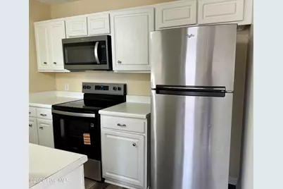 2508 Bluff View Court #B, Greenville, NC 27834 - Photo 12