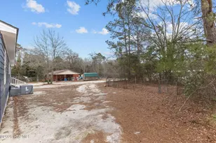 2557 Martin Luther King Dr, Elizabethtown, NC 28337 - Photo 34