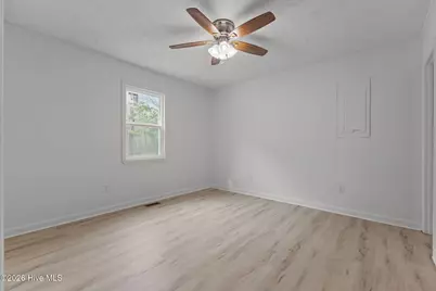 2557 Martin Luther King Drive, Elizabethtown, NC 28337 - Photo 16