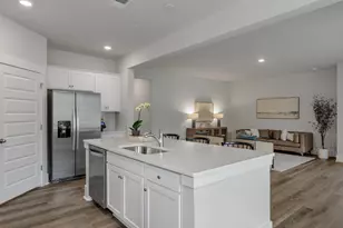 325 Merchant Pt Blvd, Jacksonville, NC 28546 - Photo 8