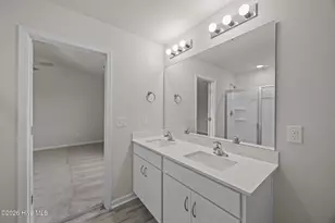 107 W Highland Ave, Kinston, NC 28501 - Photo 26