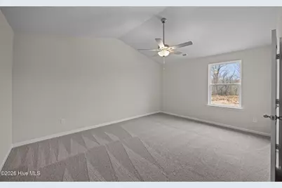 107 W Highland Avenue, Kinston, NC 28501 - Photo 22
