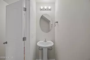 107 W Highland Ave, Kinston, NC 28501 - Photo 28