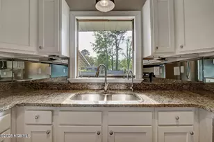 804 S 15th St, Wilmington, NC 28401 - Photo 18