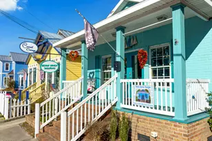 414 N Howe St, Southport, NC 28461 - Photo 1