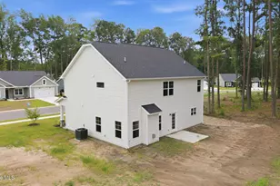 981 Rialto Ln, Ayden, NC 28513 - Photo 54