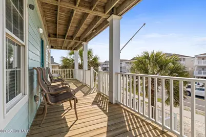 436 Ocean Boulevard W, Holden Beach, NC 28462 - Photo 14
