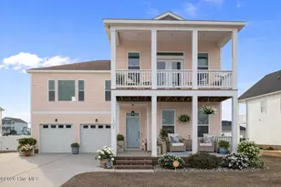 1305 Barnacle Ln, Morehead City, NC 28557 - Photo 2