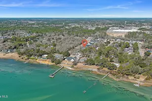 204 Nottingham Ln, Morehead City, NC 28557 - Photo 50