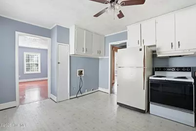 205 N Thompson Street, Whiteville, NC 28472 - Photo 14