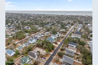 138 NE 12th Street, Oak Island, NC 28465 - Photo 6