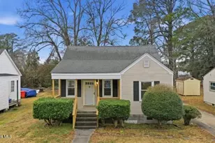 201 Harrell St, Elizabeth City, NC 27909 - Photo 2