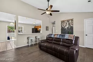 127 Glenwood Dr, Hubert, NC 28539 - Photo 6
