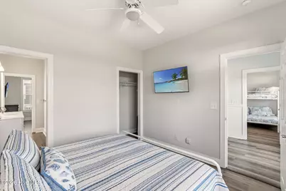 291 W Second Street, Ocean Isle Beach, NC 28469 - Photo 16