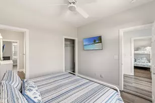291 W 2nd St, Ocean Isle Beach, NC 28469 - Photo 16