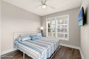 291 W 2nd St, Ocean Isle Beach, NC 28469 - Photo 20