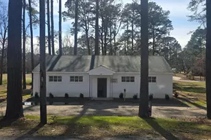 108 Park Dr, Enfield, NC 27823 - Photo 1