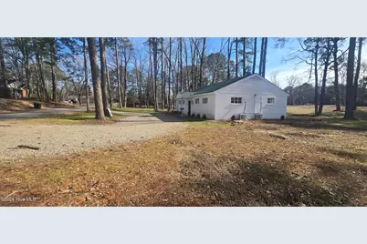 108 Park Drive, Enfield, NC 27823 - Photo 4