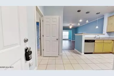 1521 Cadfel Court #Unit 201, Wilmington, NC 28412 - Photo 2