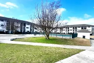 462 Racine Dr, Wilmington, NC 28403 - Photo 2