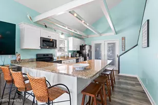 172 Sailfish St, Holden Beach, NC 28462 - Photo 12