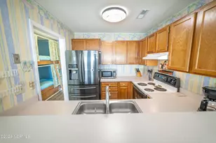 1437 Fort Fisher Blvd S, Kure Beach, NC 28449 - Photo 10