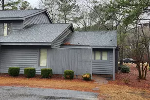1904 Sherbrooke Cir, Laurinburg, NC 28352 - Photo 1