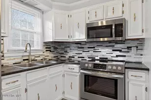 306 River Walk, New Bern, NC 28560 - Photo 8