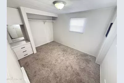 113 N Academy Street, Magnolia, NC 28453 - Photo 6