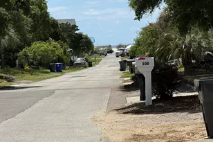 98 SE 43rd St, Oak Island, NC 28465 - Photo 32