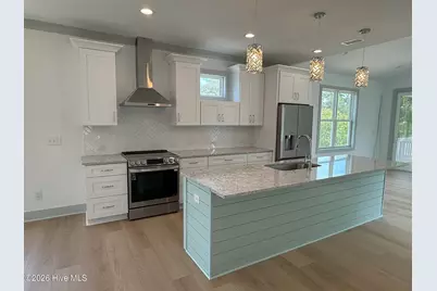 98 SE 43rd Street, Oak Island, NC 28465 - Photo 4